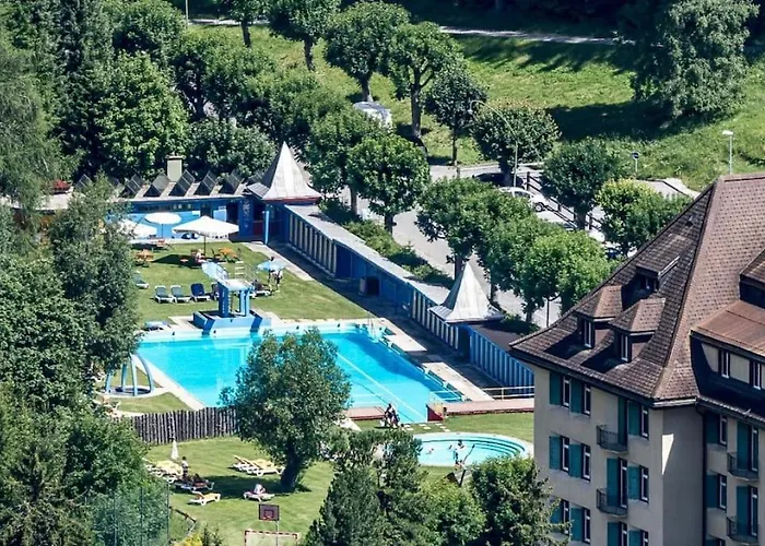 Apartment Aaa Allegra Rojo With Mountain View Scuol