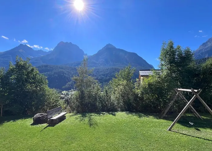 Apartamento Aaa Allegra Rojo With Mountain View Scuol